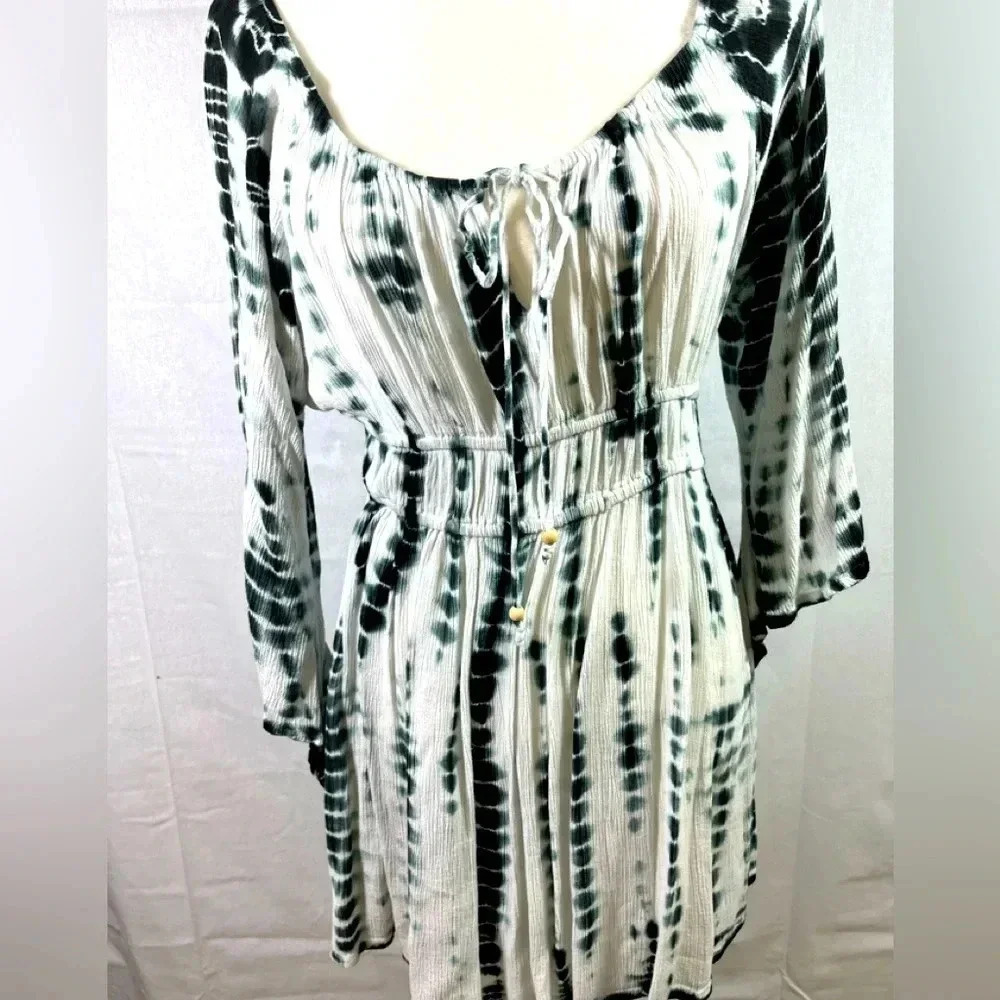 Tie dye dress long sleeve mini scoop neck